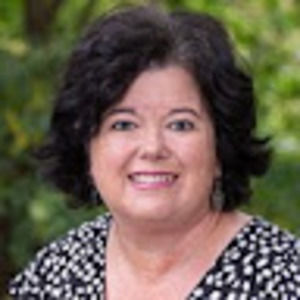 Meet your Posher, Cynthia